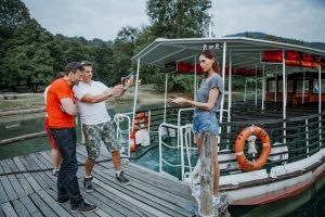 Smart Marketing Strategies for Photographers 7 How to shoot Powerful Viral Social Media Videos in 2023/24 and Get Noticed