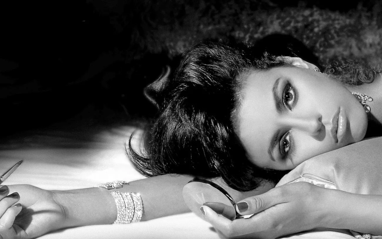 How to Interpet a Photography Brief 17 james nader editorial fashion photography monochrome course