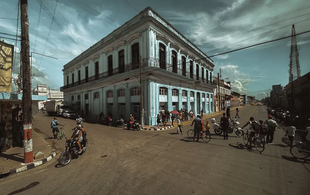 James Nader available light photography Havana Cuba exposure triangle street photography silvergumtype